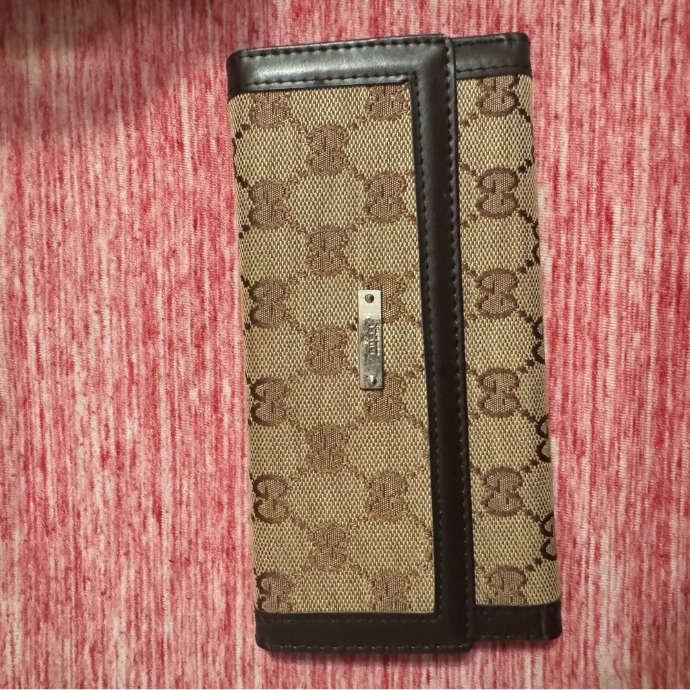 Designer Wallet